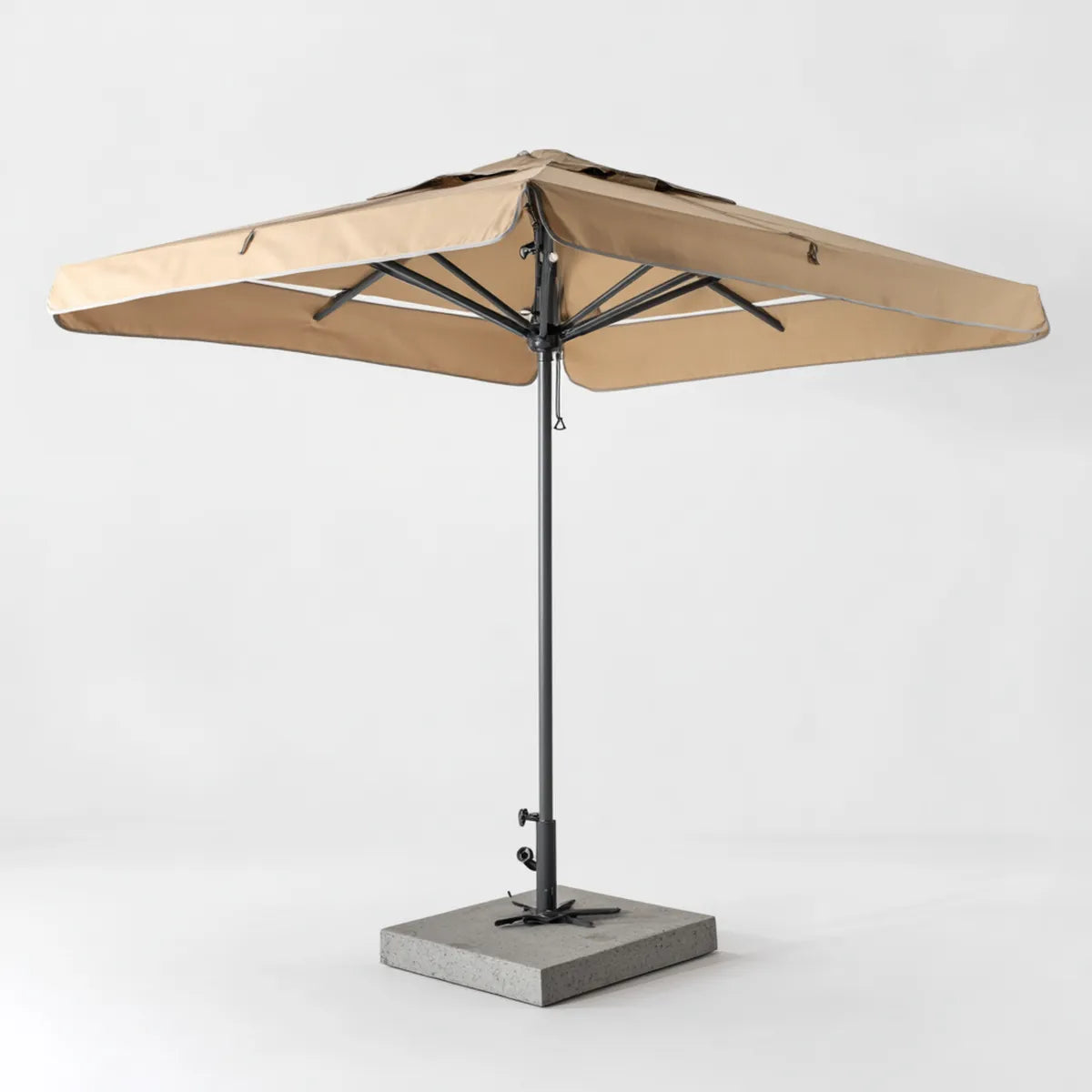 Parasol de jardin carré beige 300 x 300 cm en polyester avec mât central en aluminium et base en béton